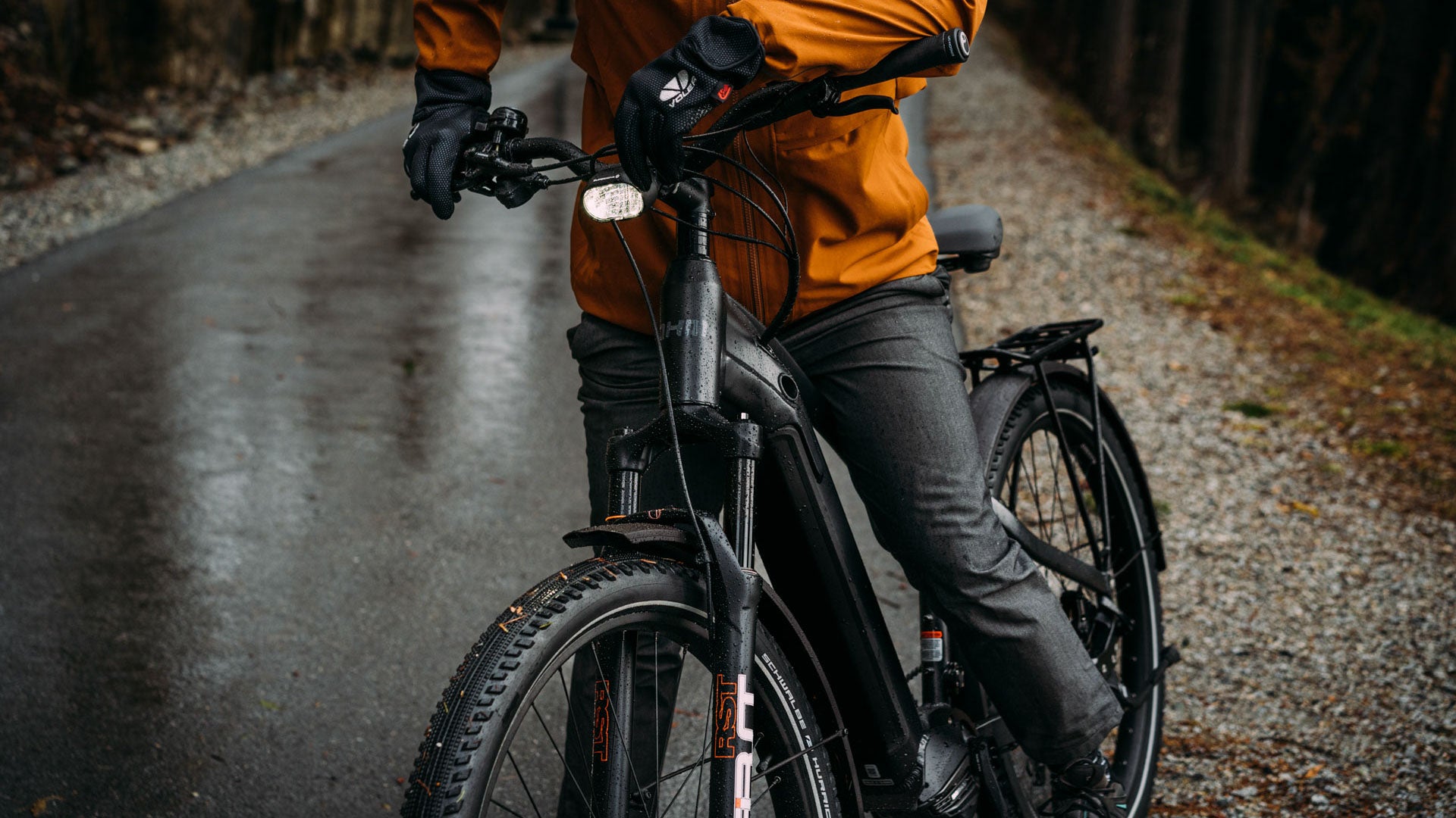 The differences between entry level and high-end suspension forks