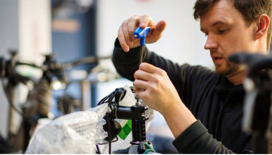 Konstantine Luchin - Lynn Valley to North Vancouver