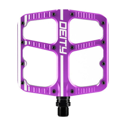 Deity, Flat Trak, Platform Pedals, Body: Aluminum, Spindle: Cr-Mo, 9/16'', Purple, Pair