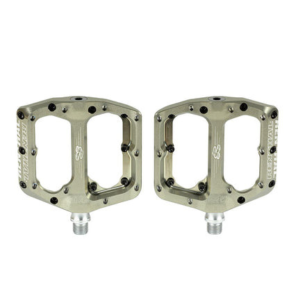Renthal, Revo-F, Platform Pedals, Body: Aluminum, Spindle: Cr-Mo, 9/16'', Gold