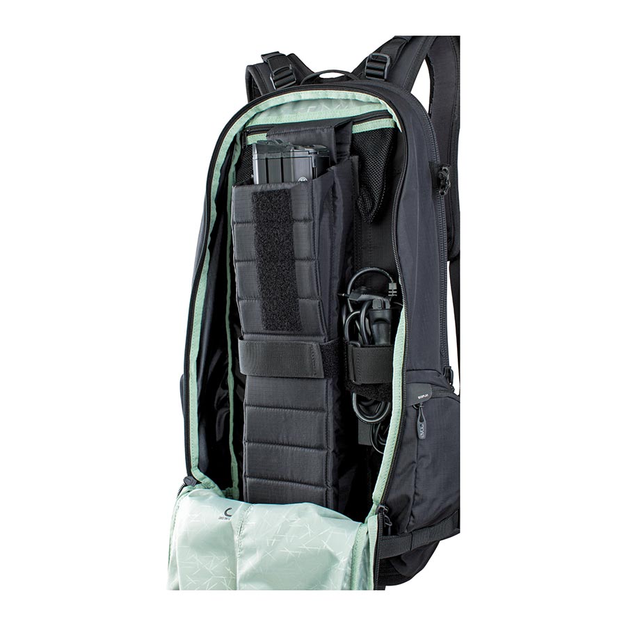 EVOC, FR Trail E-Ride, Protector backpack, 20L, Black, ML