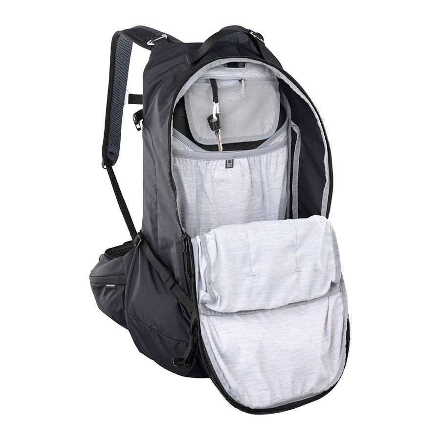 EVOC, Trail Pro Blackline 26, Protector backpack, 26L, Black, SM