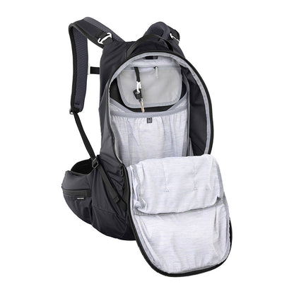 EVOC, Trail Pro Blackline 16, Protector backpack, 16L, Black, SM